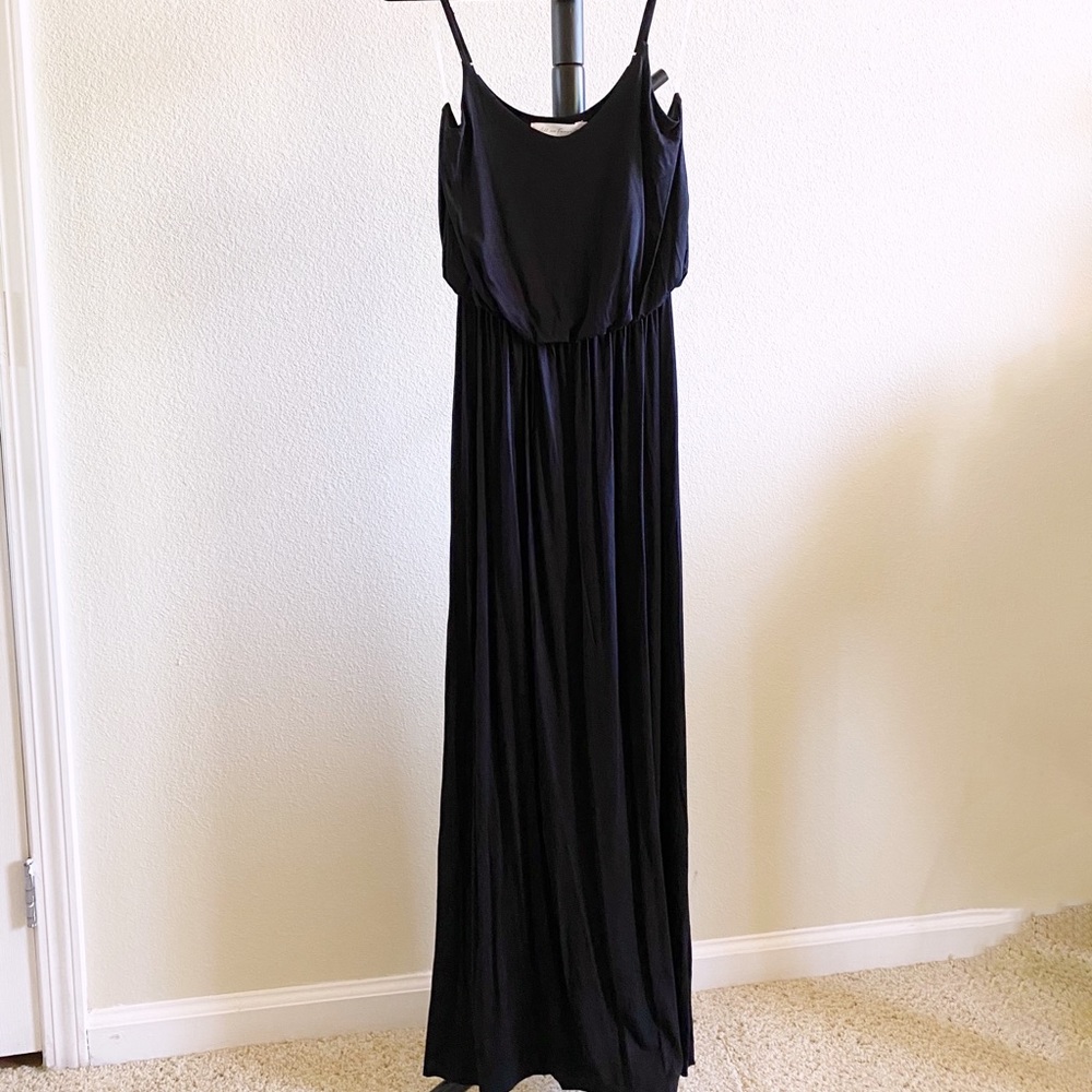 black blouson maxi dress - all in favor